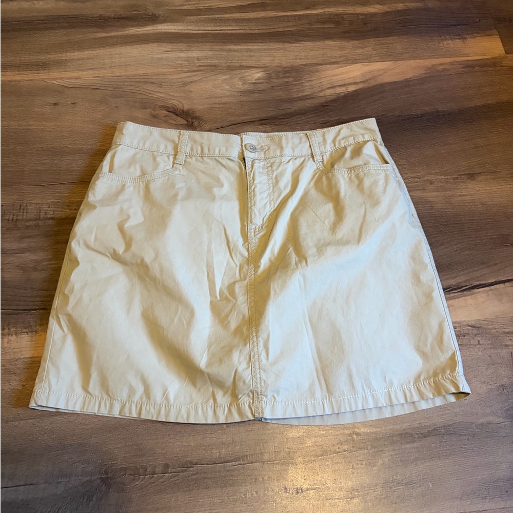 Womens St. John's Bay Olive-Tan Skort Size 8